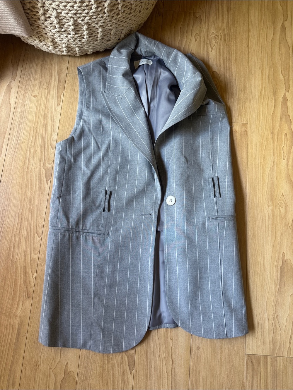 DISSH Gray Pinstripe Sleeveless Blazer Vest